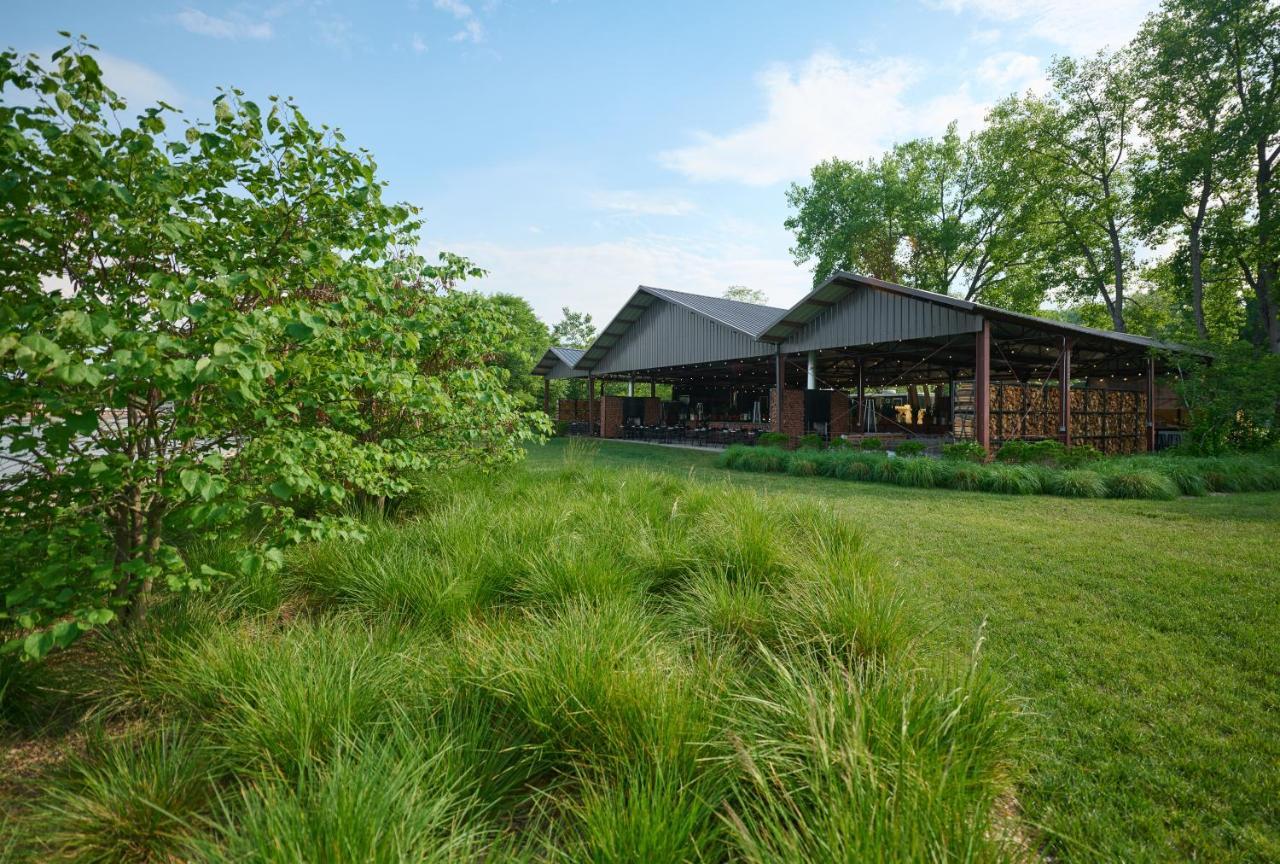 Hutton Brickyards Riverfront Hotel & Venue Kingston Buitenkant foto